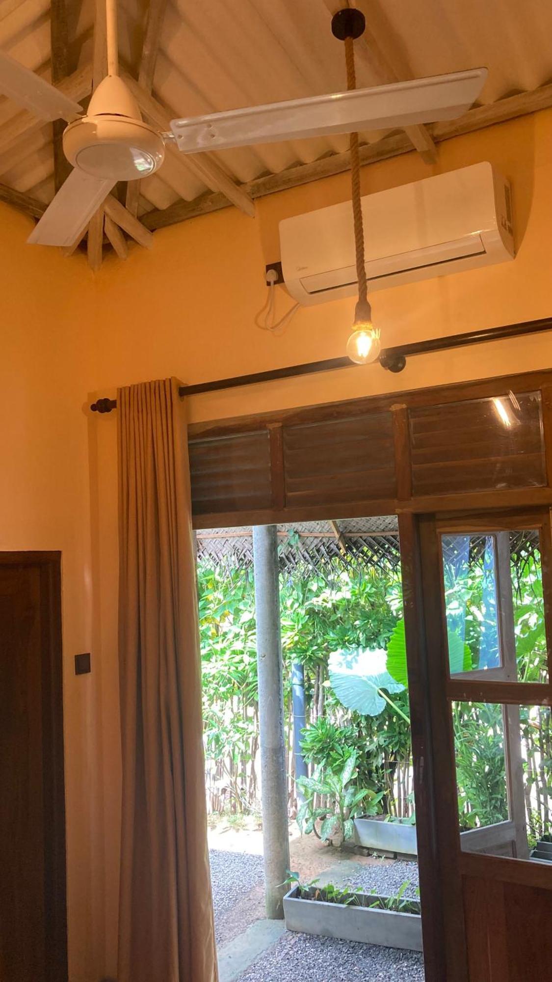 Ayubowan Hiriketiya Apartment Dikwella Bagian luar foto